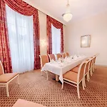 Hotel Welcome Residenzschloss *