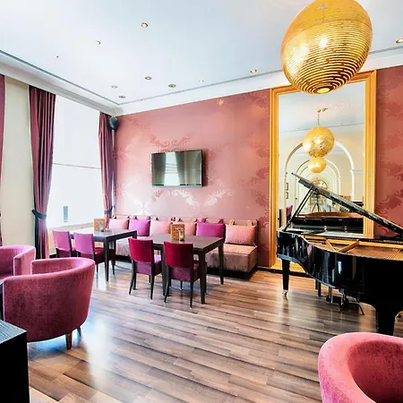 Hotel Welcome Residenzschloss Bamberg