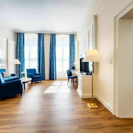 Welcome Residenzschloss 4*