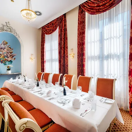 Welcome Residenzschloss Hotel